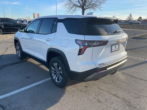 New 2026 Chevrolet Equinox LT image 6