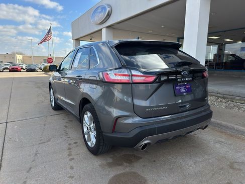 Used 2022 Ford Edge Titanium image 6