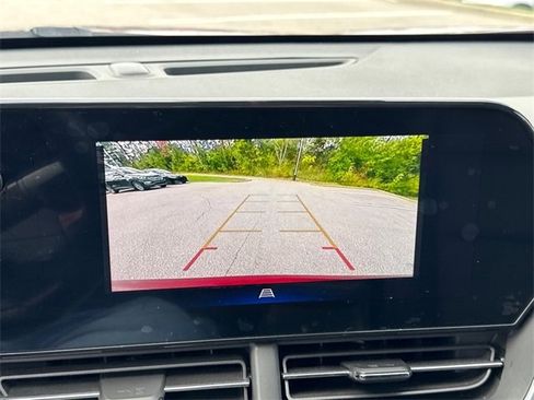 Certified 2024 Chevrolet Trax RS w/ Sunroof Package image 21