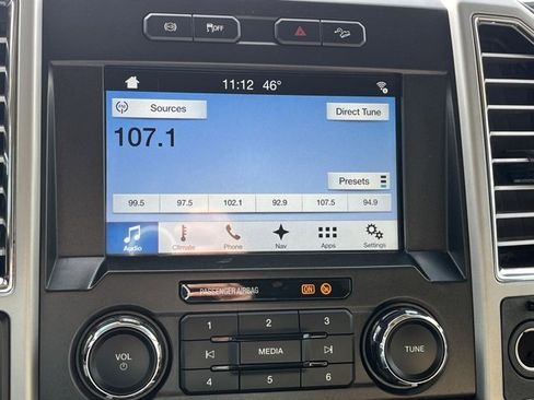 Used 2017 Ford F250 Lariat w/ Chrome Package image 44