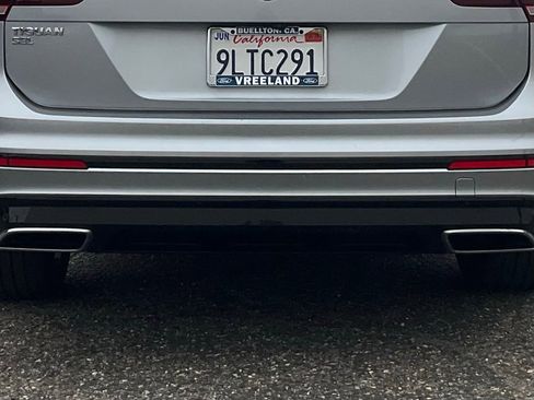 Used 2019 Volkswagen Tiguan SEL Premium R-Line image 17