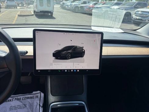 Used 2023 Tesla Model 3 Standard Range RWD image 13