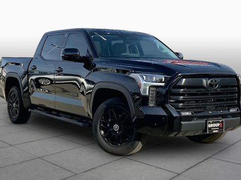 Used 2024 Toyota Tundra Limited AWD/4WD image 3