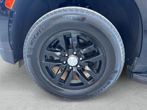 Used 2023 Chevrolet Suburban LS image 23