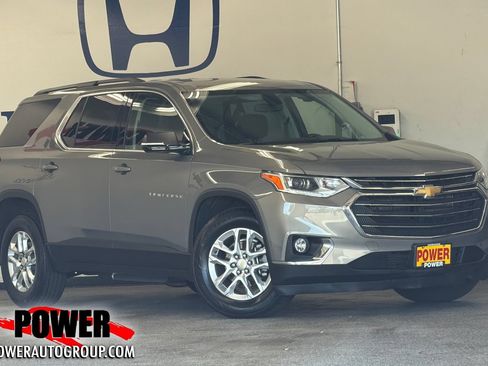 Used 2019 Chevrolet Traverse LT AWD/4WD image 1