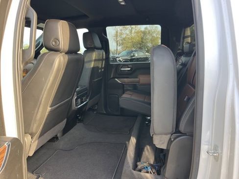 Used 2022 Chevrolet Silverado 3500 High Country image 37