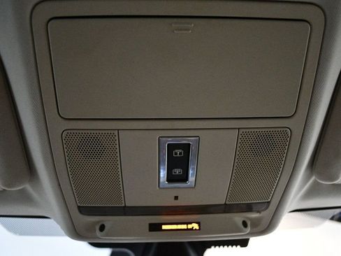 Used 2015 Land Rover Range Rover Evoque Pure Plus image 63