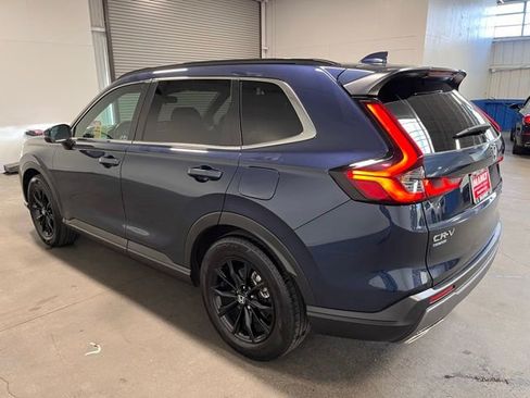 Used 2025 Honda CR-V Sport image 5