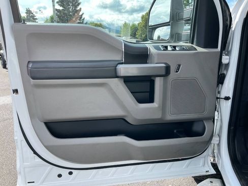 Used 2021 Ford F350 XLT AWD/4WD image 9