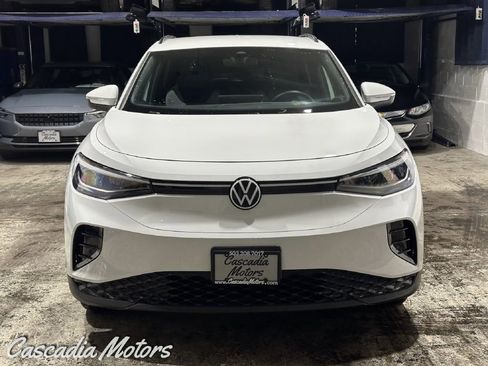 Used 2023 Volkswagen ID.4 Pro image 3