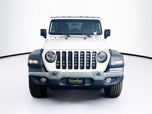 Used 2023 Jeep Wrangler Unlimited Sport AWD/4WD image 2
