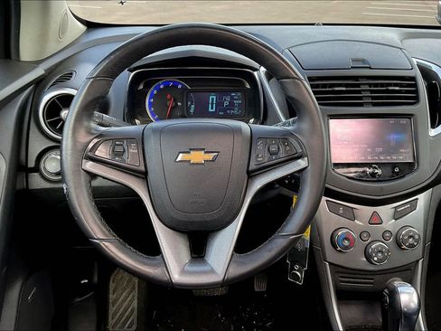 Used 2016 Chevrolet Trax LTZ image 5