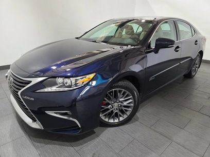 Used 2018 Lexus ES 350 w/ Premier Package