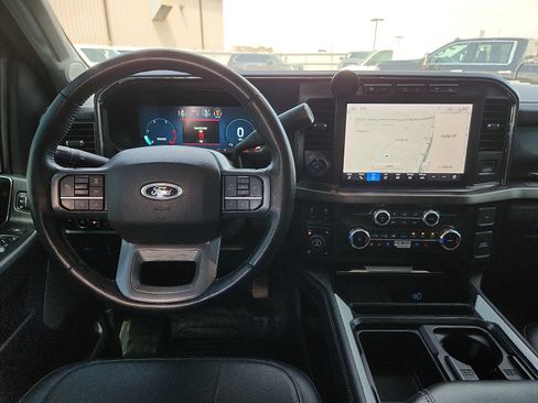 Used 2024 Ford F350 Lariat w/ Lariat Ultimate Package AWD/4WD image 11