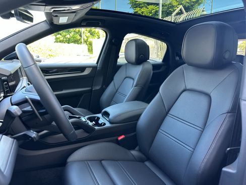 New 2026 Porsche Cayenne S AWD/4WD image 5