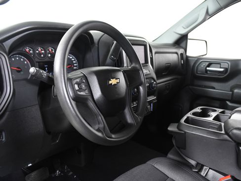 Used 2023 Chevrolet Silverado 1500 Custom image 18
