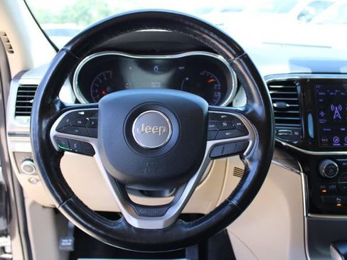 Used 2020 Jeep Grand Cherokee Limited RWD image 20