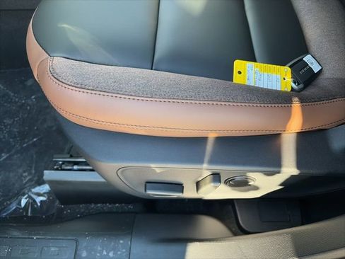 New 2025 Ford Bronco Sport Outer Banks w/ Outer Banks Tech Package+ image 18