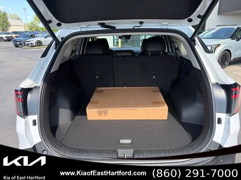New 2026 Kia Sportage EX AWD/4WD image 16