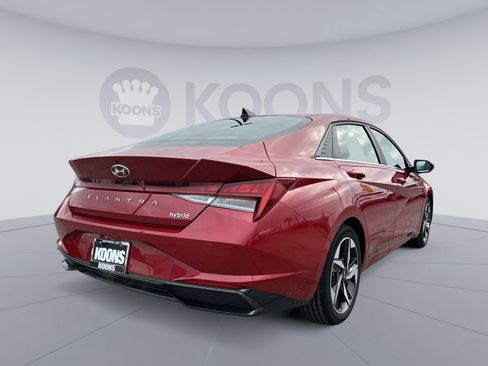 Used 2023 Hyundai Elantra Limited image 7