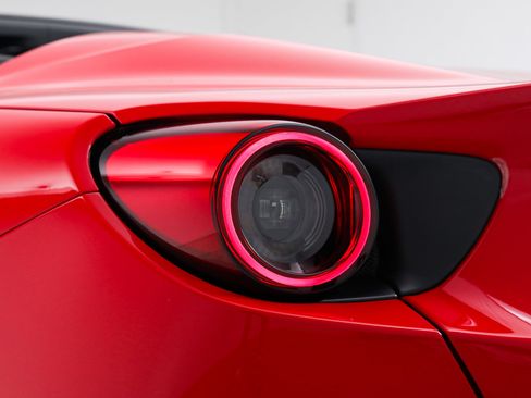 Certified 2023 Ferrari Portofino M image 18