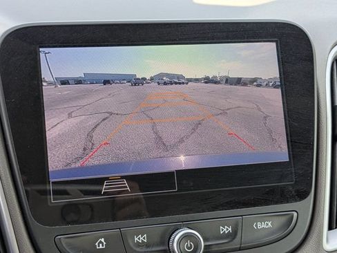 Used 2025 Chevrolet Malibu LT FWD image 20