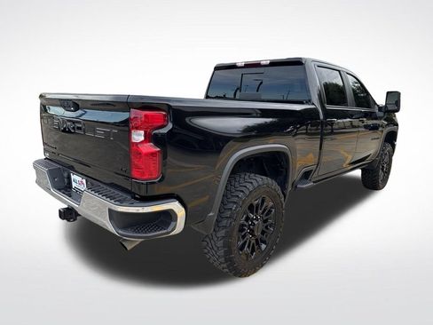 Used 2025 Chevrolet Silverado 2500 LT w/ Leather Package AWD/4WD image 8