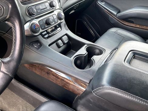 Used 2015 Chevrolet Tahoe LT image 14