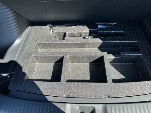 New 2026 Honda HR-V EX-L image 48