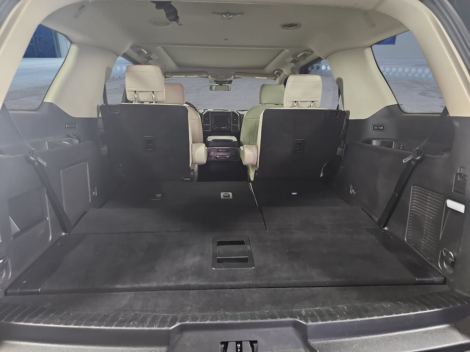 Used 2019 Ford Expedition Platinum AWD/4WD image 29