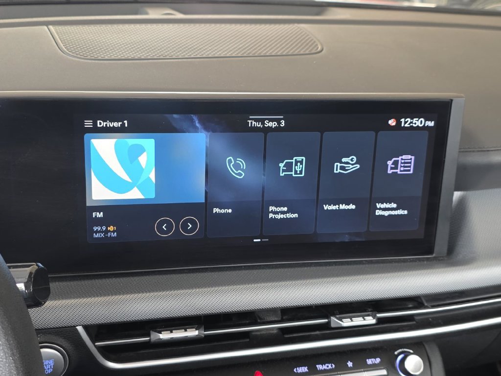 Used 2025 Hyundai Sonata SEL FWD image 11