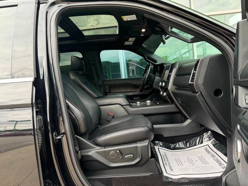 Used 2019 Ford Expedition Max Limited w/ Driver Assistance Package AWD/4WD image 20