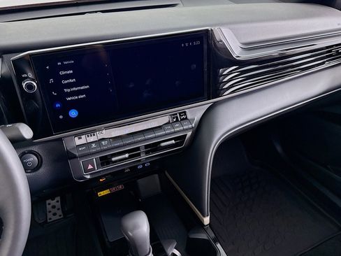 Used 2025 Toyota Camry XSE FWD image 20