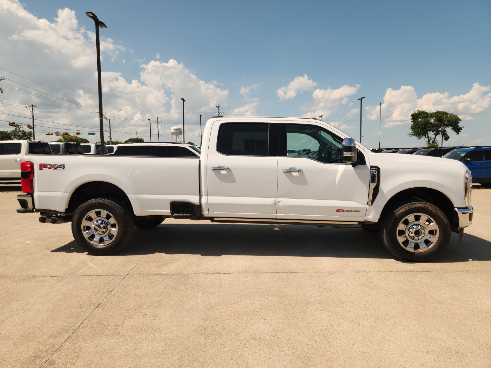 Used 2024 Ford F350 Lariat w/ Lariat Ultimate Package AWD/4WD image 7
