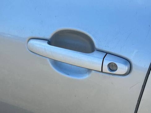 Used 2012 Toyota Corolla LE FWD image 7
