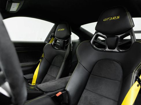 Certified 2016 Porsche 911 GT3 RS RWD image 5