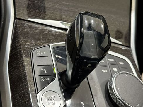 Used 2020 BMW 330i xDrive Sedan w/ Premium Package image 15