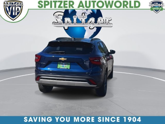 Used 2024 Chevrolet Trax LT w/ Driver Confidence Package FWD image 14