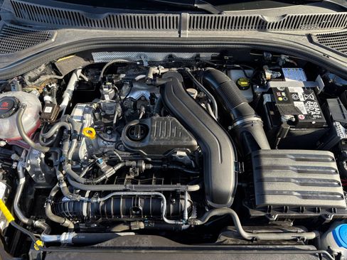 Used 2024 Volkswagen Jetta SE image 20