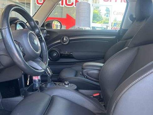 Used 2024 MINI Cooper SE FWD image 5