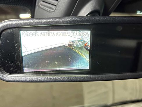 Used 2025 Mercedes-Benz Sprinter 2500 image 32