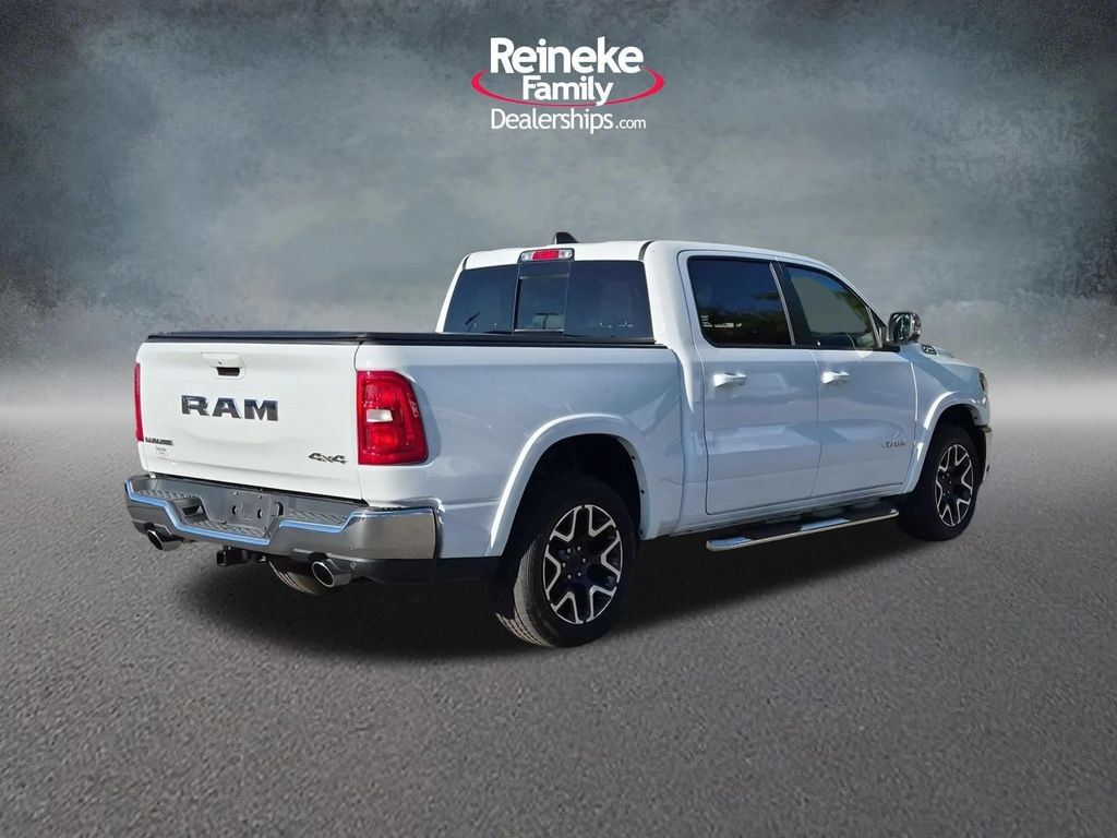 Used 2025 RAM 1500 Laramie AWD/4WD image 6