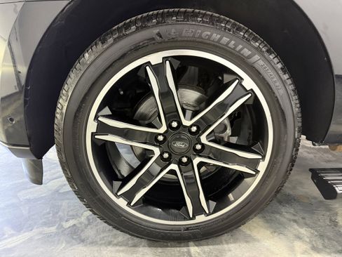 Used 2019 Ford Expedition Limited AWD/4WD image 33