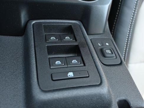 New 2026 Ford Bronco Outer Banks w/ Sasquatch Package AWD/4WD image 30