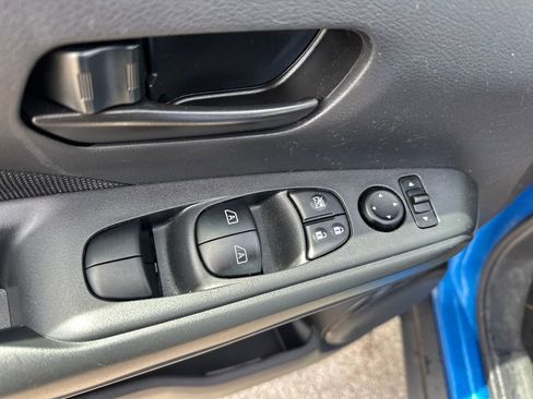 Used 2025 Nissan Kicks Play S FWD image 12