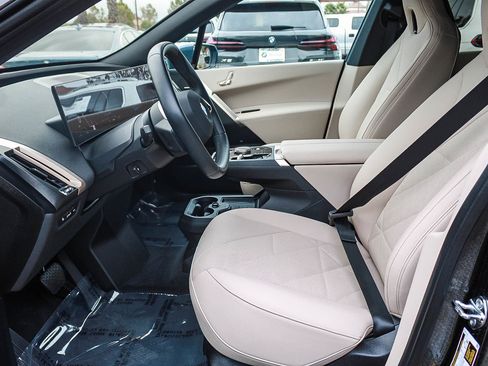 Certified 2026 BMW iX xDrive45 AWD/4WD image 17