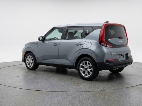 Used 2025 Kia Soul LX w/ LX Technology Package image 6