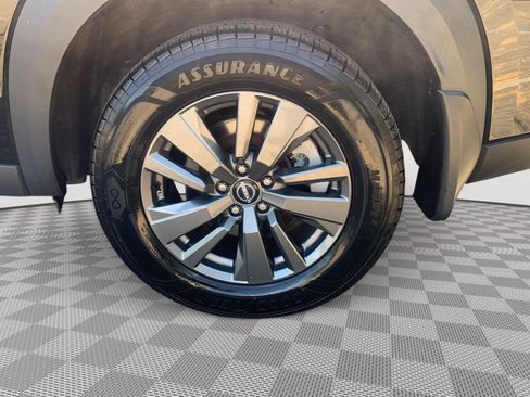 Certified 2024 Nissan Pathfinder SV AWD/4WD image 11