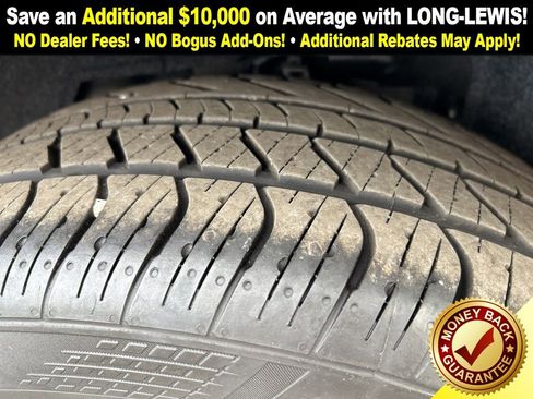 Used 2025 Mitsubishi Outlander SEL image 11