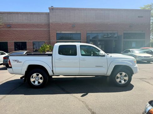 Used 2013 Toyota Tacoma PreRunner w/ TRD Sport Pkg RWD image 5